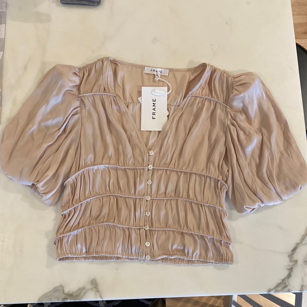 Frame brand, Julianna puff sleeve crop blouse size medium, the color is”blush”
